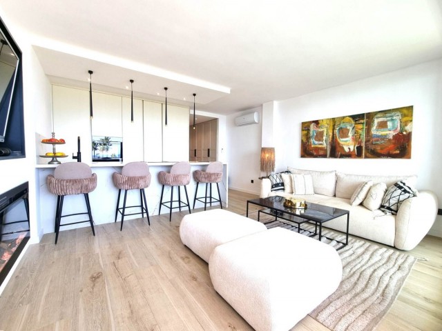 Huoneisto, Miraflores, R5186242