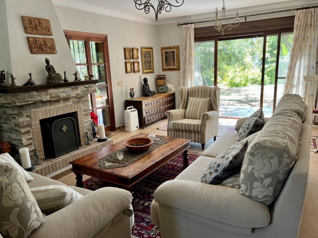 2 Schlafzimmer Villa in Estepona