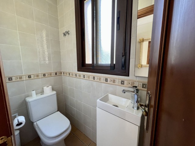 2 Schlafzimmer Villa in Estepona