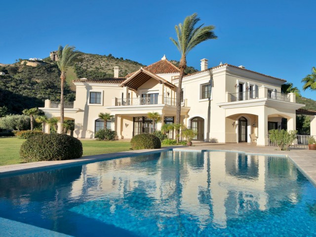 Villa avec 5 Chambres  à Benahavís