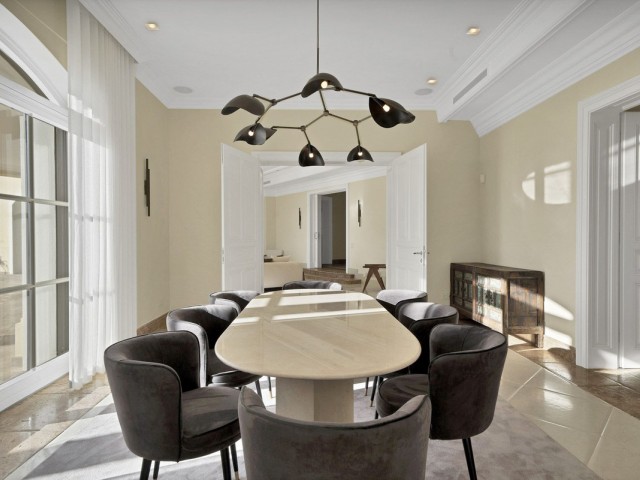 Villa avec 5 Chambres  à Benahavís