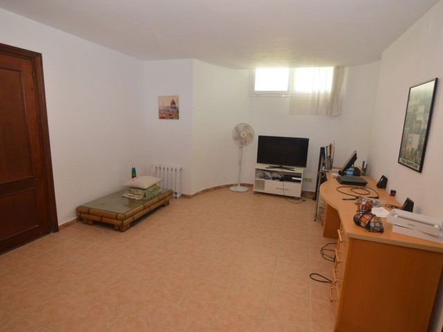 5 Bedrooms Villa in San Pedro de Alcántara