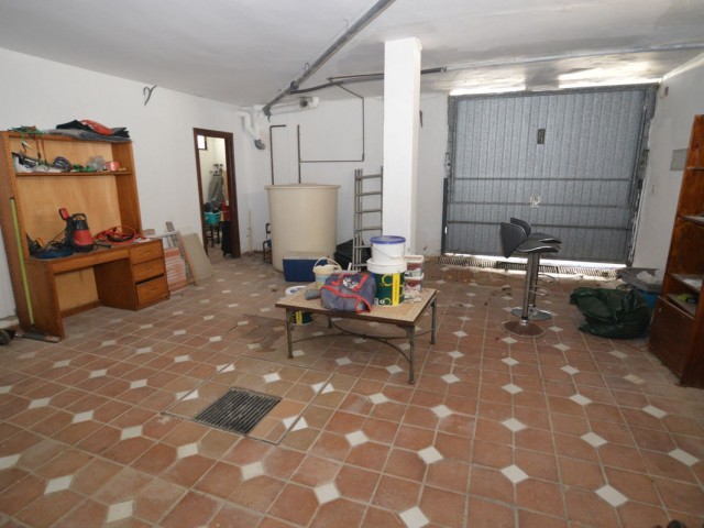 5 Bedrooms Villa in San Pedro de Alcántara