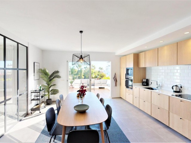 3 Bedrooms Apartment in Nueva Andalucía