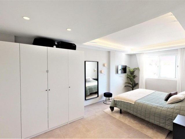 3 Bedrooms Apartment in Nueva Andalucía