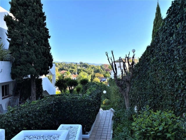 3 Bedrooms Apartment in Nueva Andalucía