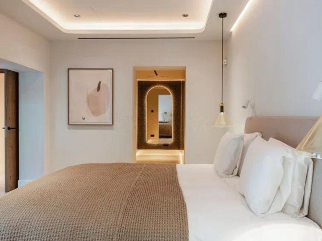 5 Bedrooms Villa in Puerto Banús