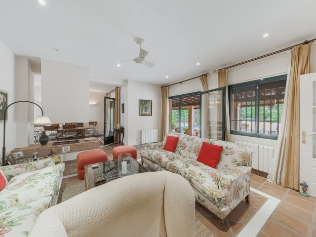 5 Bedrooms Villa in Sotogrande