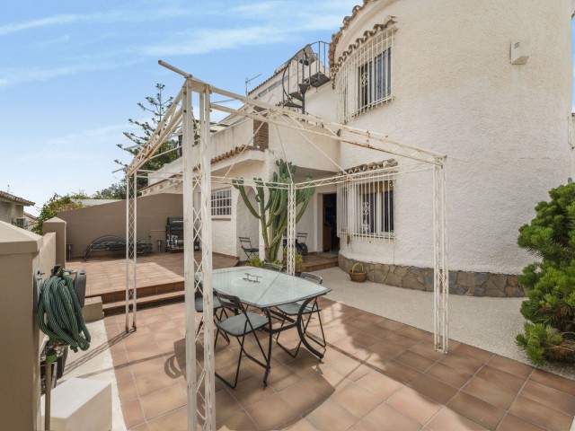 3 Bedrooms Townhouse in Benalmadena