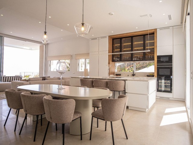 Villa avec 6 Chambres  à Mijas