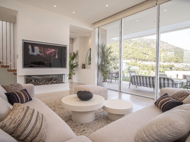 Villa avec 6 Chambres  à Mijas