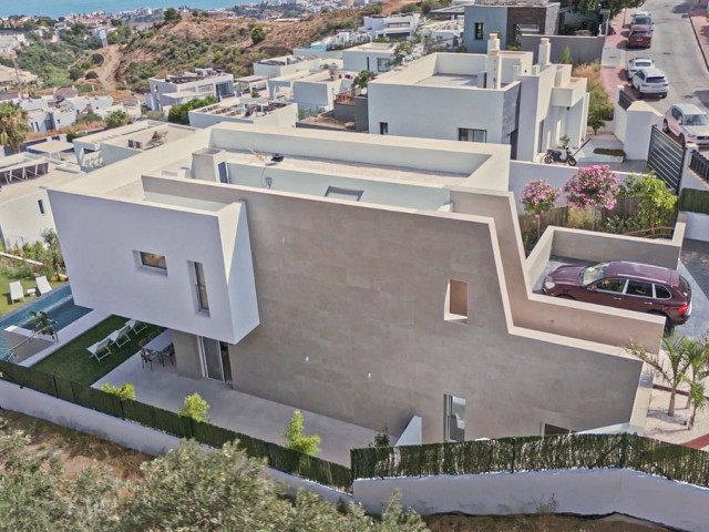 Villa avec 6 Chambres  à Mijas