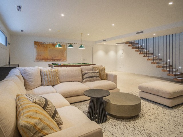 Villa avec 6 Chambres  à Mijas