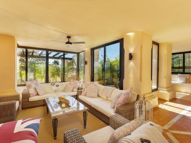 3 Bedrooms Apartment in Nueva Andalucía