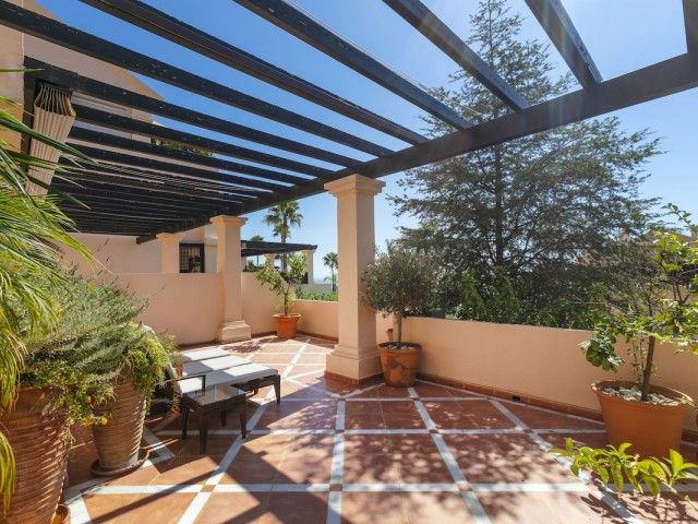 3 Bedrooms Apartment in Nueva Andalucía