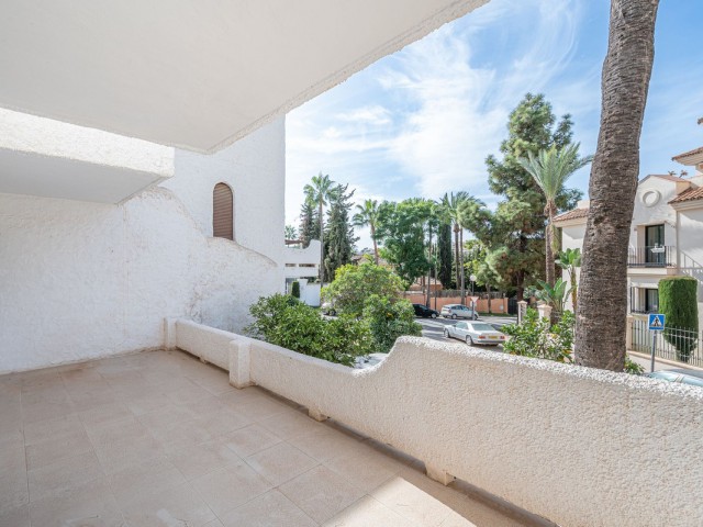 3 Bedrooms Townhouse in Marbella