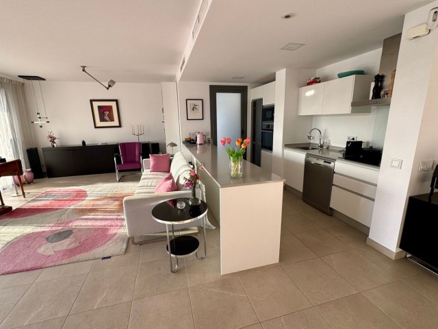 Penthouse avec 2 Chambres  à Casares