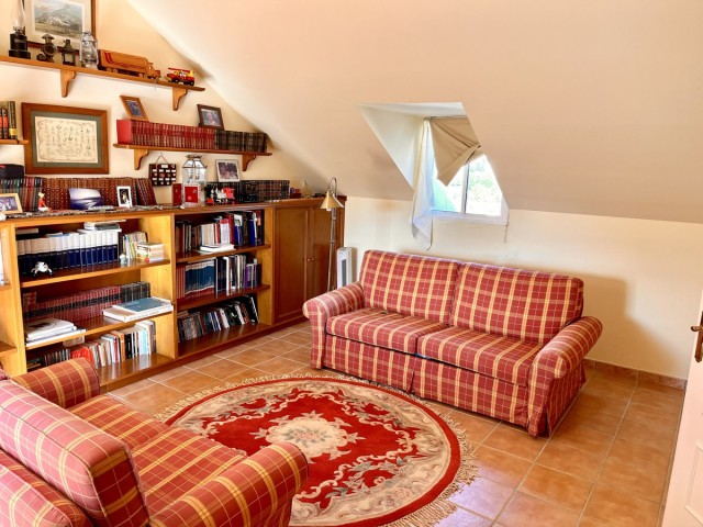 3 Sovrums Radhus i Estepona