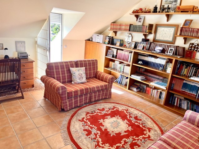 3 Sovrums Radhus i Estepona