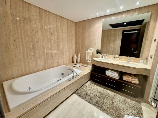 2 Slaapkamer Appartement in Puerto Banús