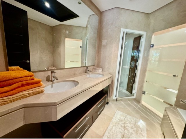 2 Slaapkamer Appartement in Puerto Banús