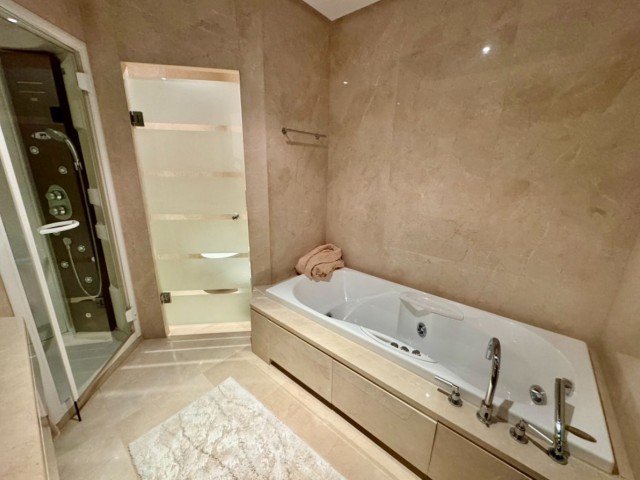 2 Slaapkamer Appartement in Puerto Banús