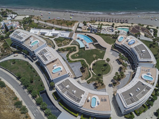 3 Bedrooms Apartment in Estepona