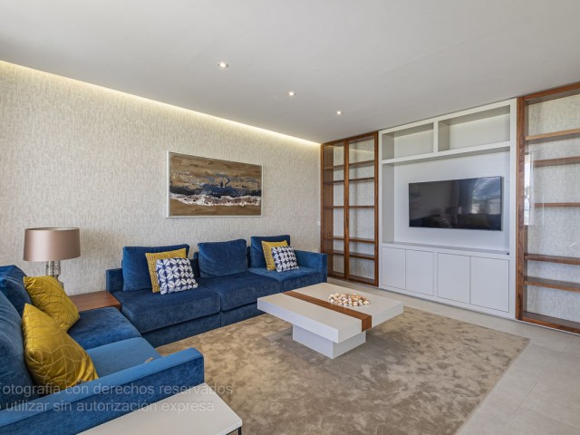 3 Bedrooms Apartment in Estepona