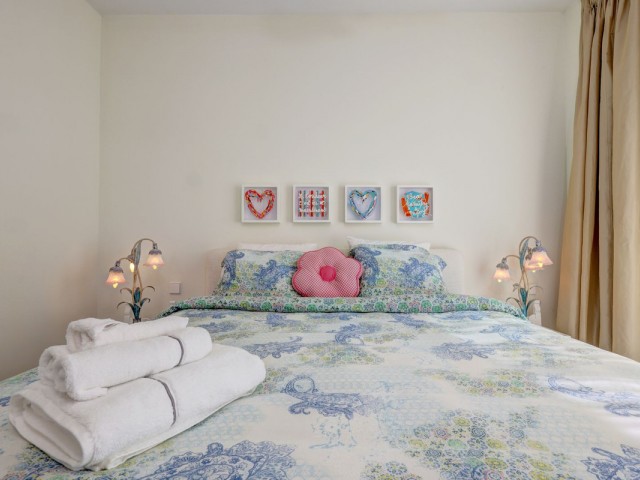 3 Bedrooms Apartment in Selwo