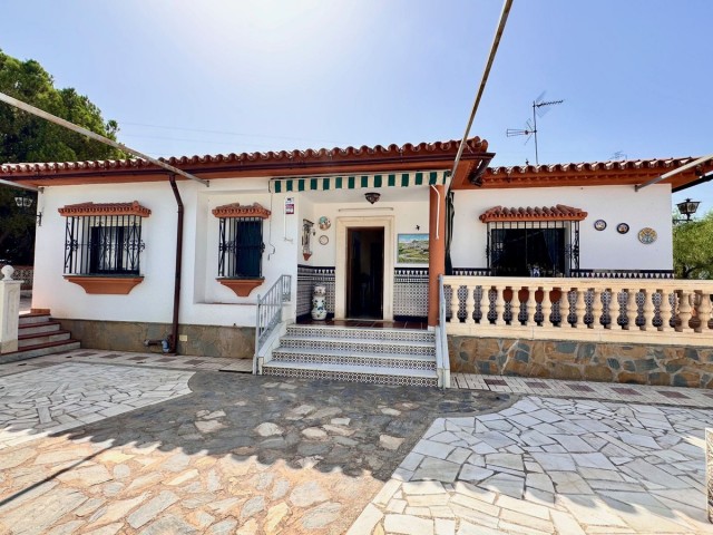 6 Schlafzimmer Villa in Alhaurín de la Torre