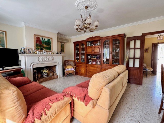 6 Schlafzimmer Villa in Alhaurín de la Torre