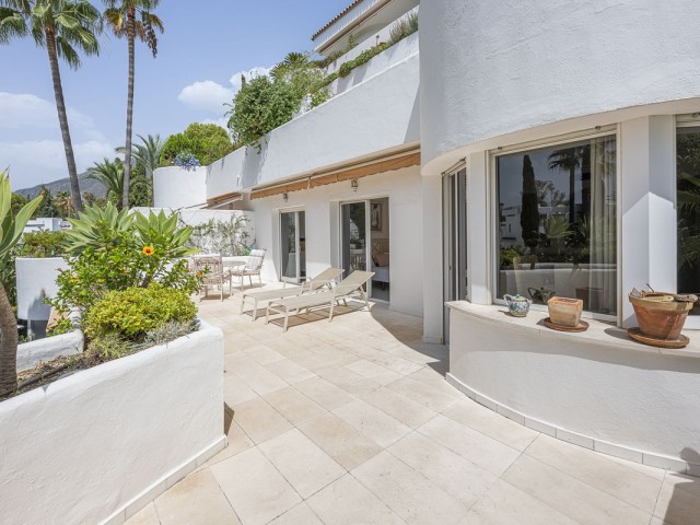 Apartamento con 2 Dormitorios  en The Golden Mile