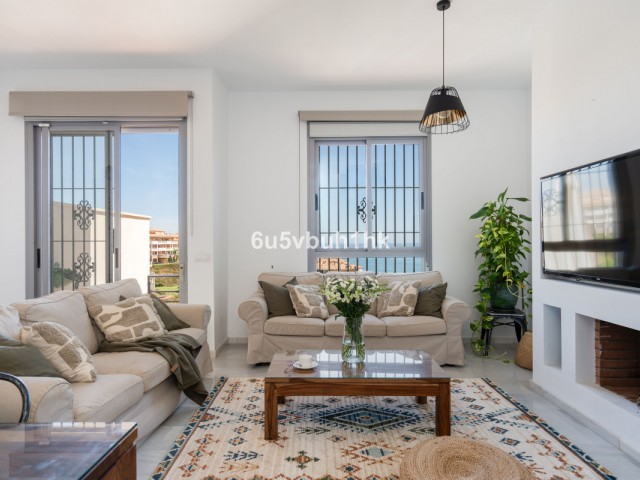 5 Bedrooms Townhouse in Fuengirola