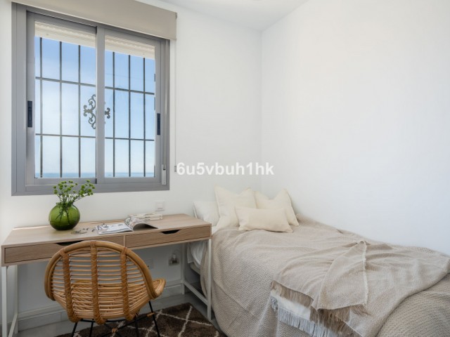 5 Bedrooms Townhouse in Fuengirola