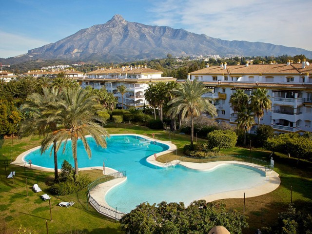 Penthouse in Nueva Andalucía
