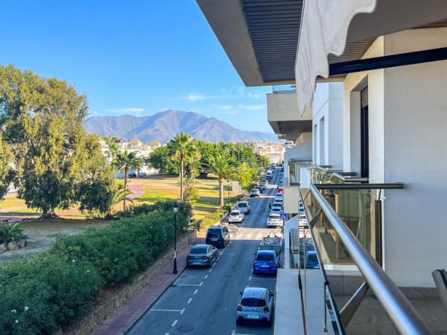 Apartamento con 2 Dormitorios  en La Duquesa