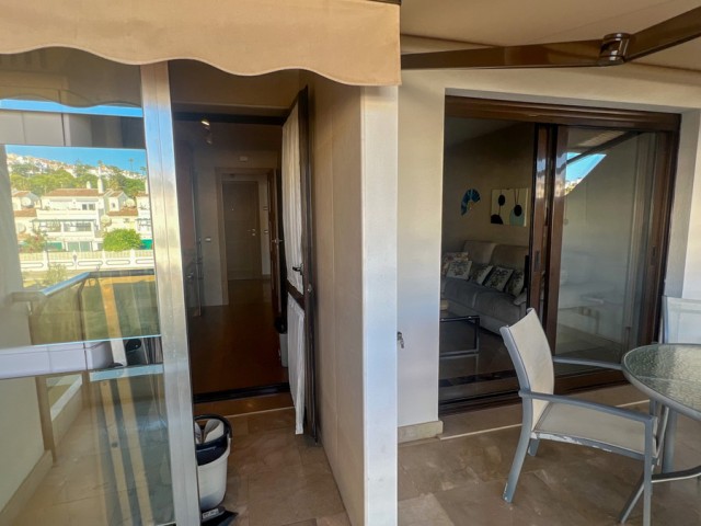 Apartamento con 2 Dormitorios  en La Duquesa