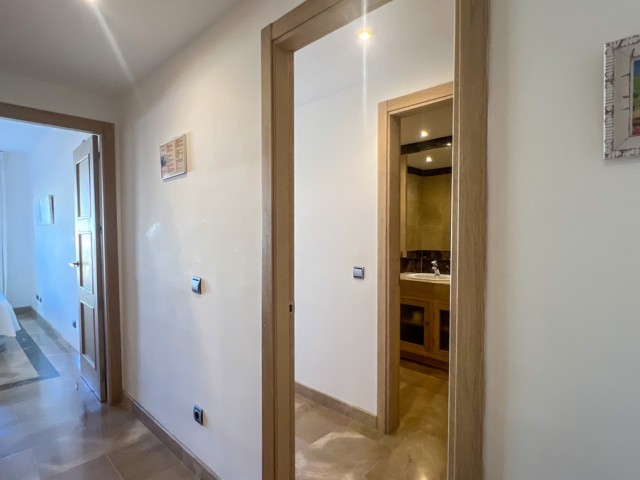 2 Schlafzimmer Apartment in La Duquesa