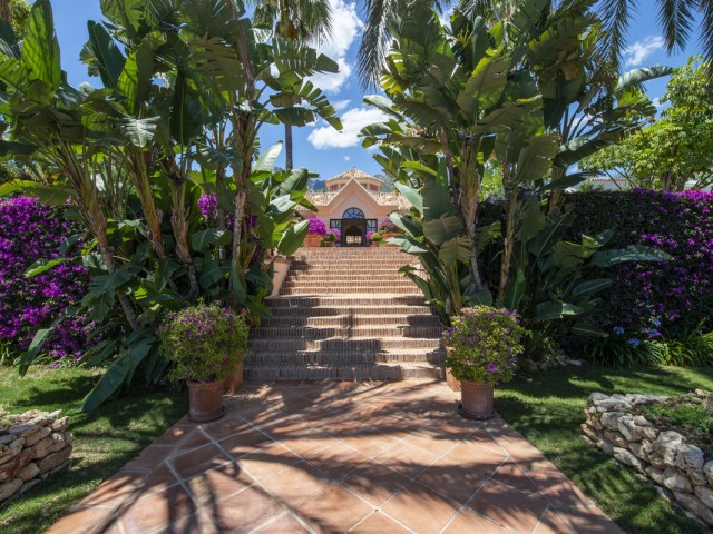 3 Bedrooms Villa in Sierra Blanca