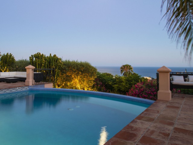 3 Bedrooms Villa in Sierra Blanca