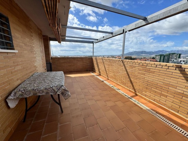 3 Bedrooms Apartment in Teatinos