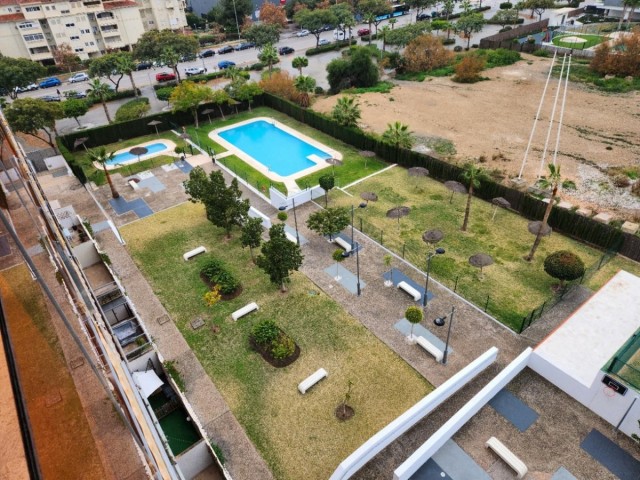 3 Bedrooms Apartment in Teatinos