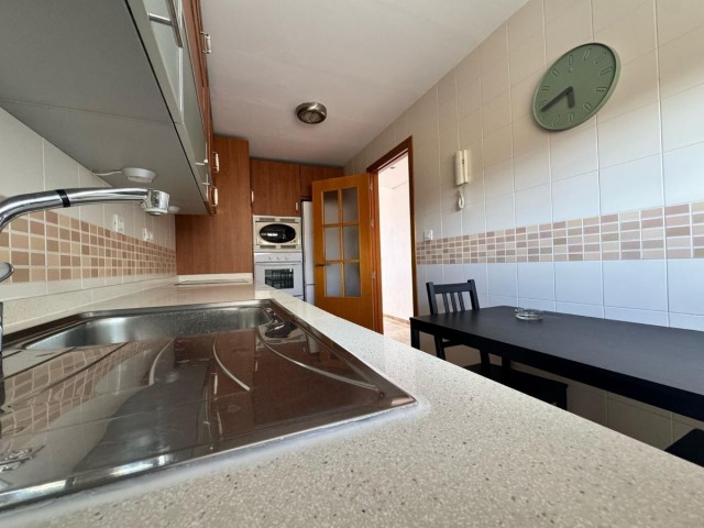 3 Bedrooms Apartment in Teatinos