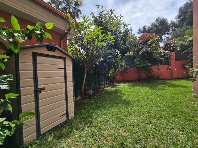 2 Bedrooms Apartment in Marbesa