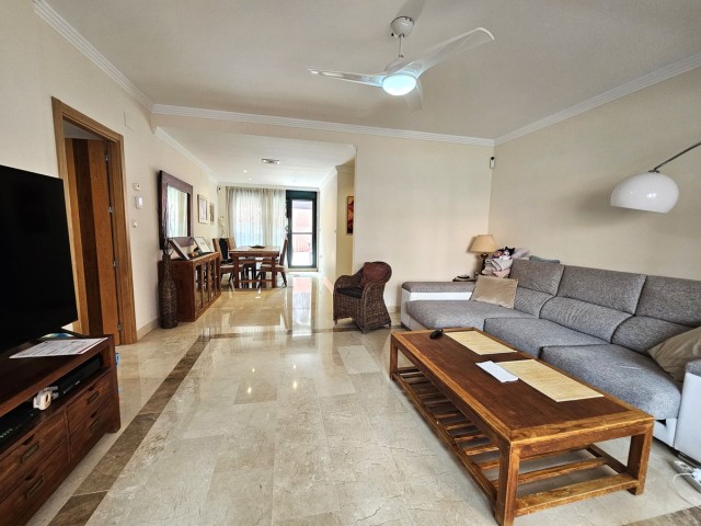 2 Bedrooms Apartment in Marbesa