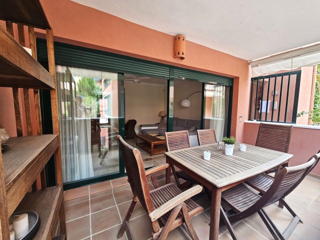 Appartement avec 2 Chambres  à Marbesa