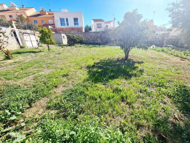  Plot in Fuengirola