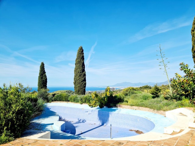 5 Slaapkamer Villa in Las Chapas