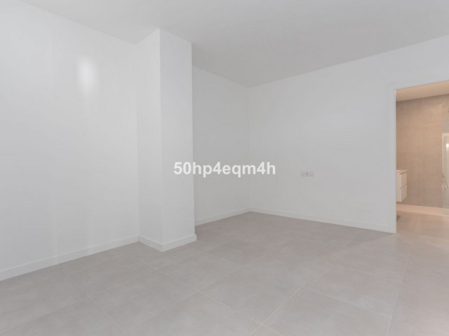 4 Soveroms Leilighet i Guadalmina Baja