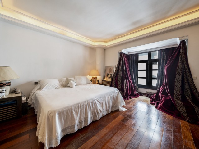 3 Bedrooms Apartment in Puerto Banús